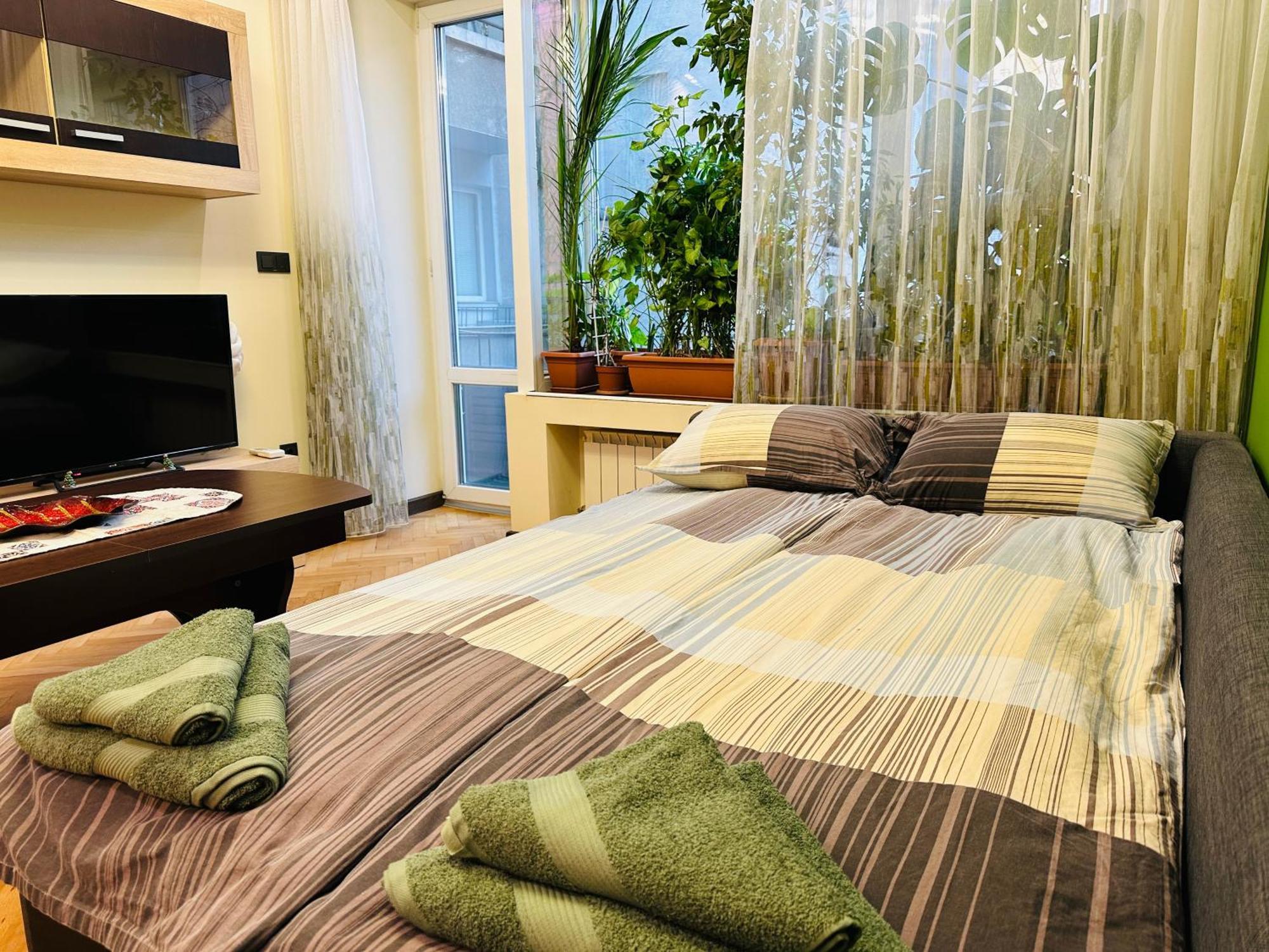 Luxury Oasis In Absolute Center Of Sofia Sófia Exterior foto